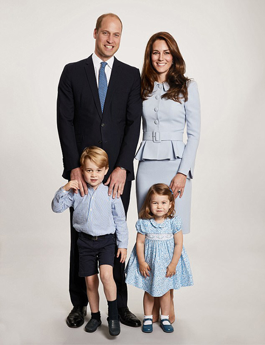 Рождественская фотография принца Уильяма, Кейт, Джорджа и Шарлотты. Фото: Chris Jackson.