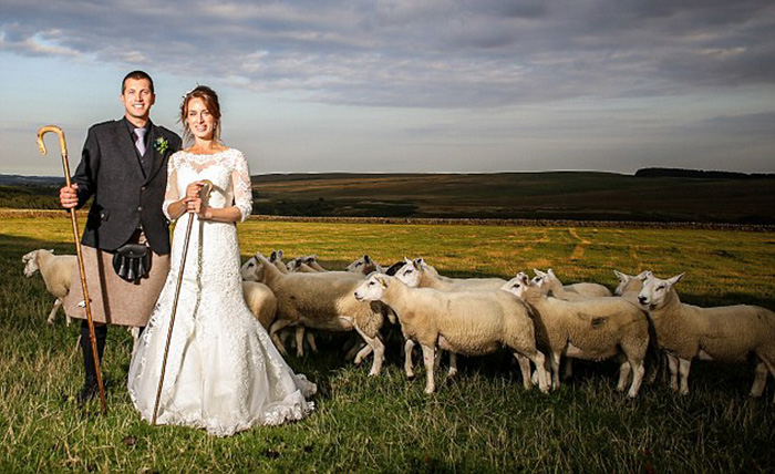Эмма Грей, которую называли самой одинокой пастушкой Великобритании, вышла замуж.
