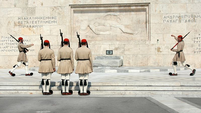Могила Неизвестного Солдата в Афинах.