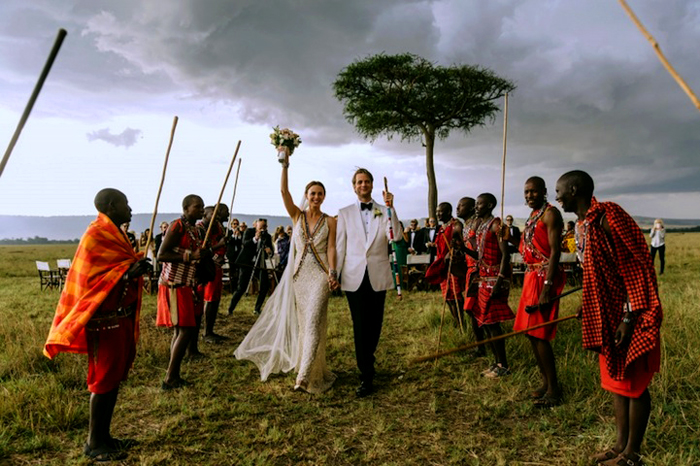 Экзотическая свадьба на просторах Кении.