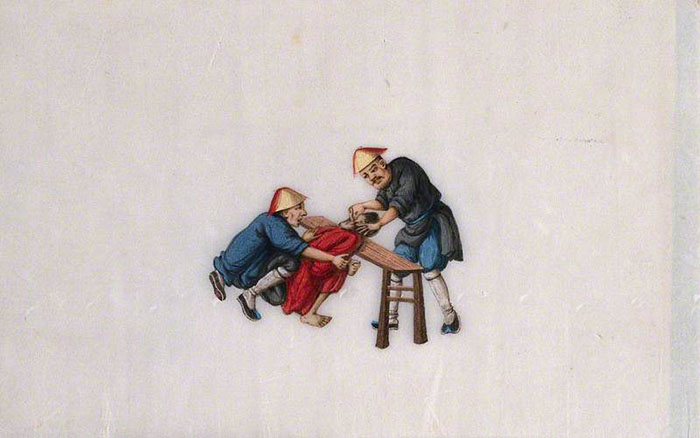 Китайские пытки: в ухо заключенному вкручивают острый инструмент. Автор неизвестен 1850 год.