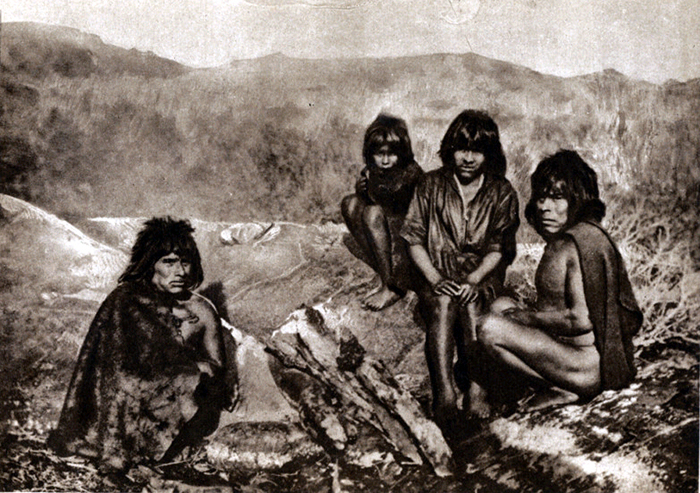 Индейцы яган жили на юге Южной Америки.