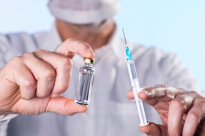 Правительство начало масштабную кампанию популяризации вакцинации.