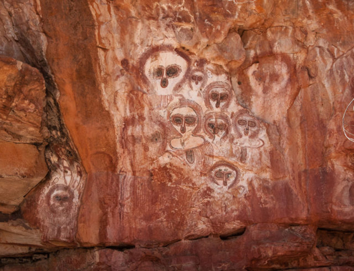 Пиктограммы аборигенов в ущелье Вуннумурра, Кимберли, Западная Австралия.