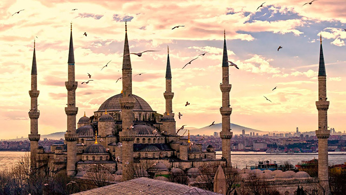 Из осколков Османской империи образовалась современная Турция.
