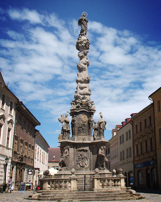 Чумная колонна в Кутной Горе, Чехия.