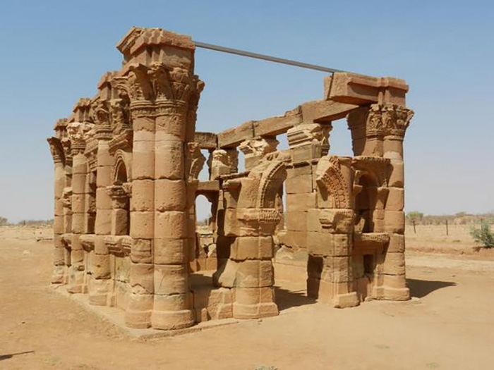 Руины храма времён аксумитского царства.