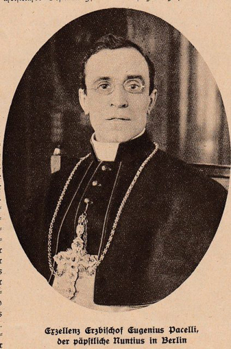 Эудженио Пачелли в 1927 году, будущий папа Пий XII.
