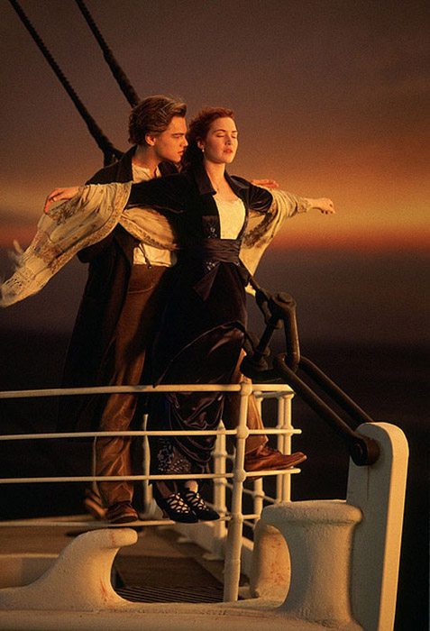 Самая известная сцена из фильма «Титаник». Картина получила 11 Оскаров из 14 возможных.