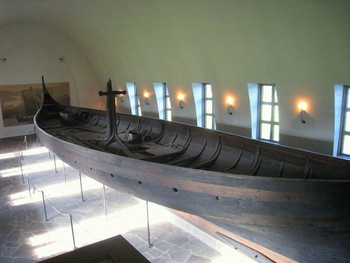 Корабль Gokstad, Культурно-исторический музей (Музей кораблей викингов), Осло, Норвегия.