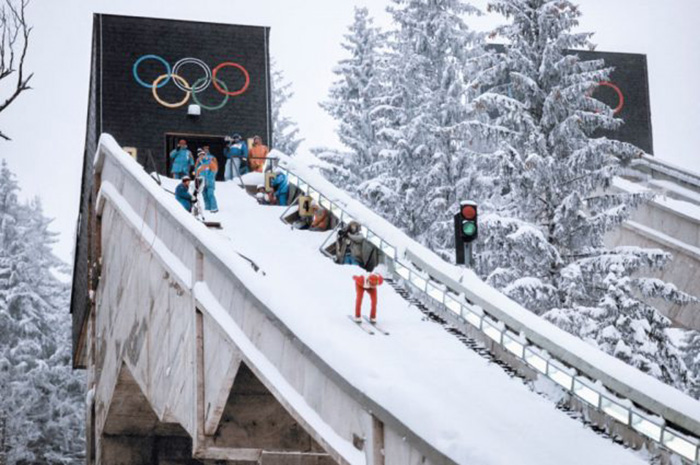Олимпийская лыжная трасса для прыжков с трамплина, 1984 год.