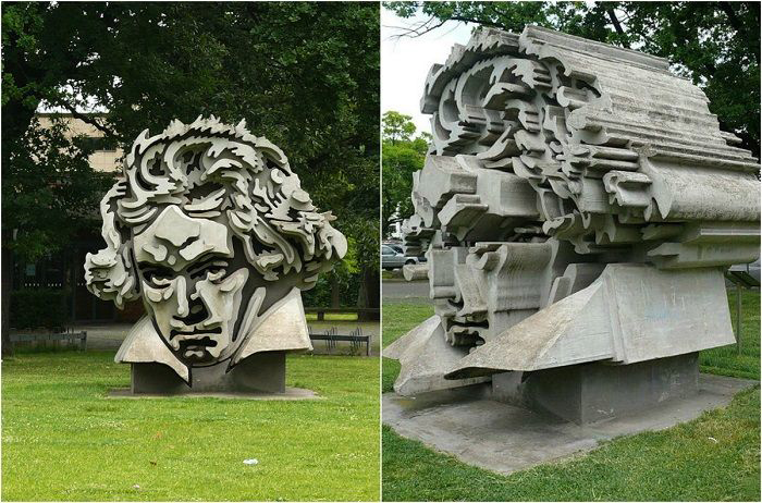 Необычный памятник Бетховену в Бонне.