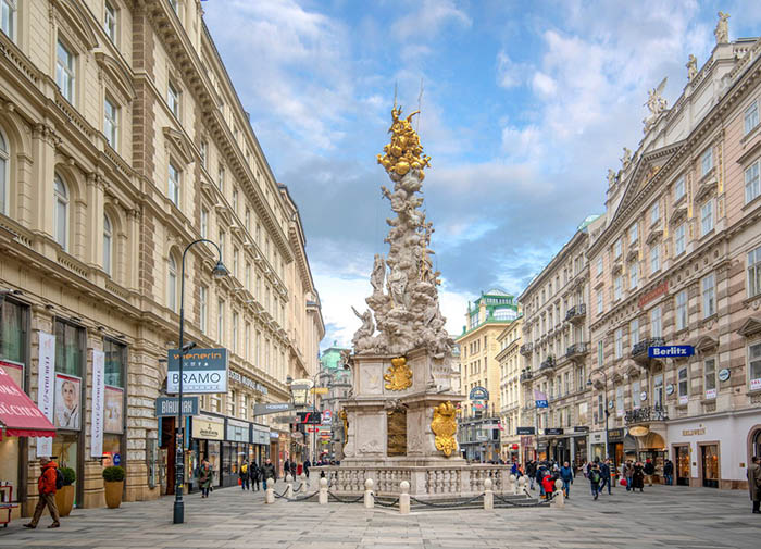 Самый известный Чумной столб в Вене, Австрия.