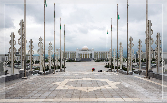 Получить визу в Туркменистан просто нереальная задача.