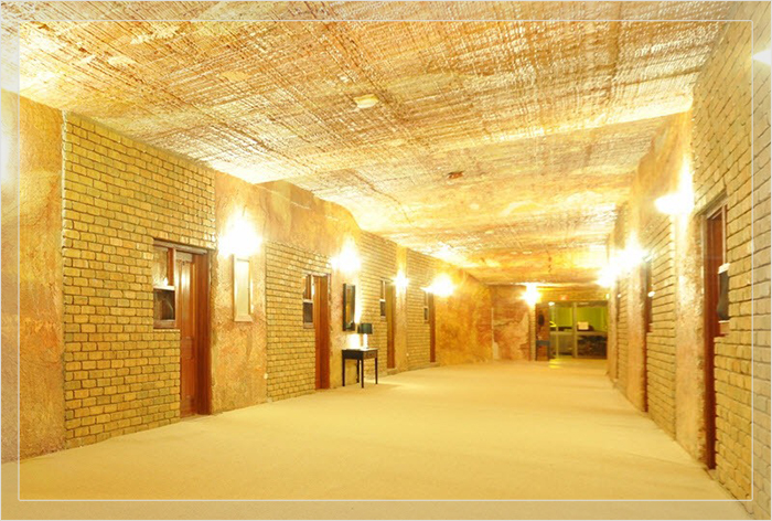 Подземный отель Lookout Cave в Кубер-Педи.