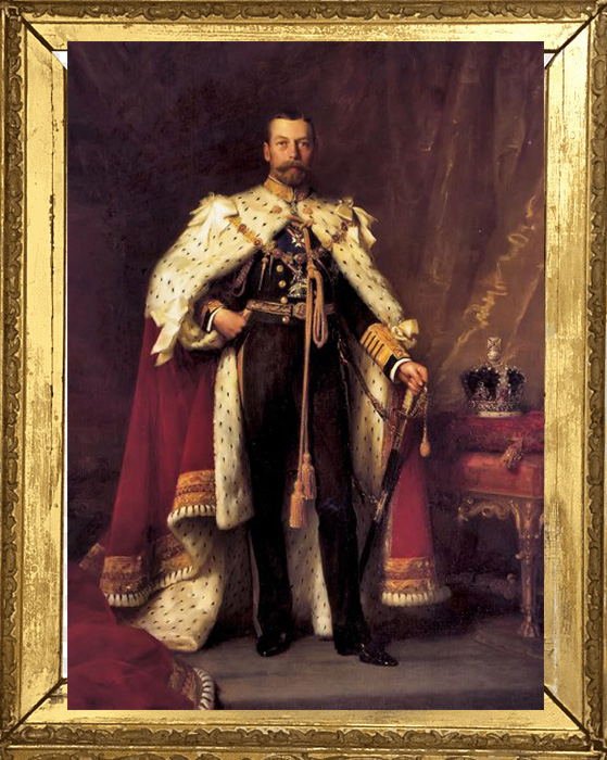 Георг V в коронационной мантии.