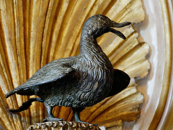Бронзовая скульптура гуся в Капитолийских музеях. / Фото: Мари-Лан Нгуен / Wikimedia Commons