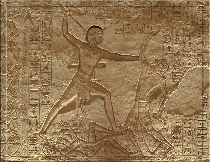 Рельеф внутри храма Абу-Симбел изображает Рамзеса II, убивающего одного врага и топчущего другого в битве при Кадеше в 1274 году до нашей эры. 
