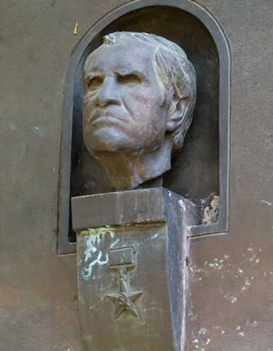 Лев Семёнович Понтрягин старался помочь репрессированным учёным.