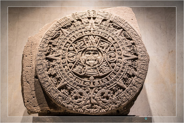 Самые древние письменные свидетельства об использовании календаря майя датируются периодом между 4 и 3 веками до нашей эры.