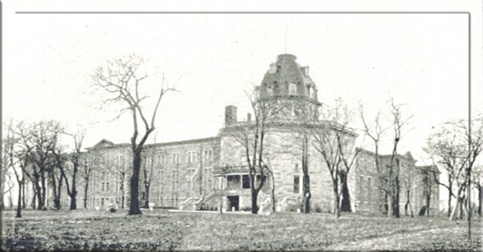 Женская психиатрическая лечебница, остров Блэквелл, около 1893 года.