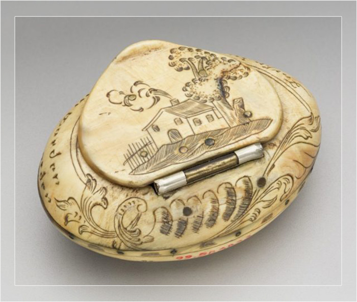 Табакерка 17 века.