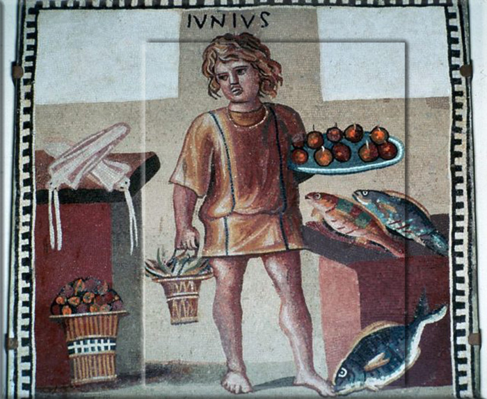 Римская мозаика из Помпеи, изображающая мальчика-раба на кухне с фруктами и рыбой.