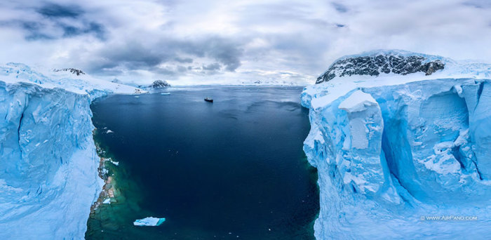 Антарктида вид сверху. Автор фото: группа российских фотографов AirPano.