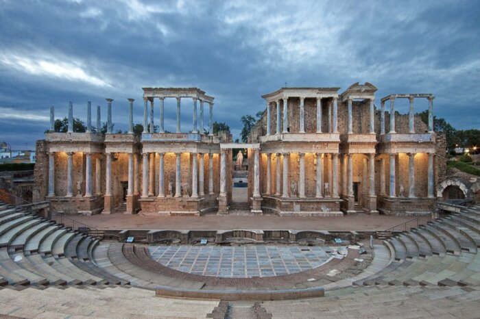 Римский театр в Мериде, Испания. \ Фото: autofurgo.es.