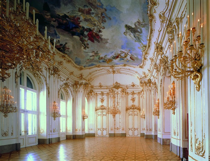 Небольшая галерея в стиле барокко, дворец Шёнбрунн в Вене. \ Фото: pinterest.com.
