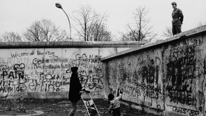 Западная Берлинская стена. \ Фото: accadevaoggi.it.