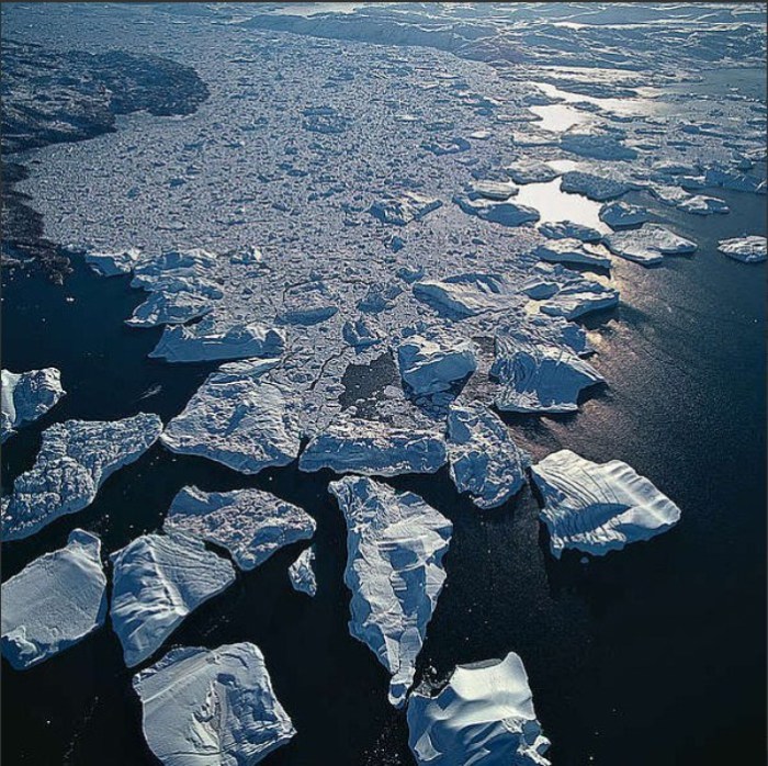 Фьорд Илулиссат, Западная Гренландия. Аэрофотографические работы фотографа Бернхарда Эдмайера (Bernhard Edmaier).