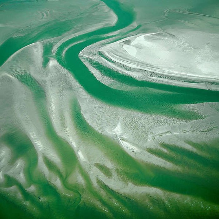 Приливы. Северное море, Германия. Аэрофотографические работы фотографа Бернхарда Эдмайера (Bernhard Edmaier).