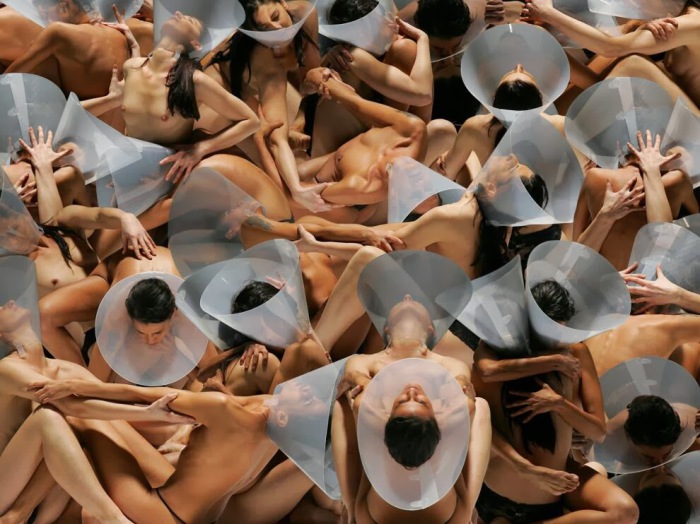 Человеческие тела в замысловатых позах. Автор фото-постановок: Клаудия Рогге (Claudia Rogge).