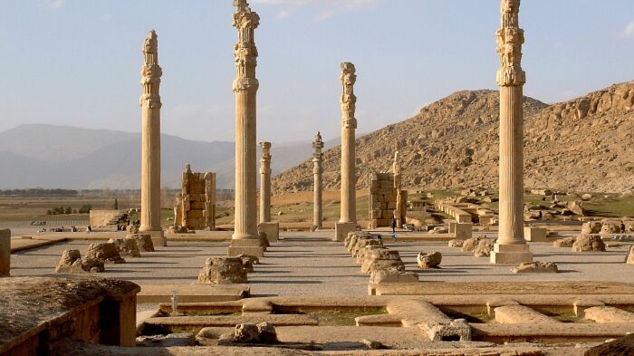 Руины Персеполя, около 515 года до н. э. \ Фото: yandex.ua.