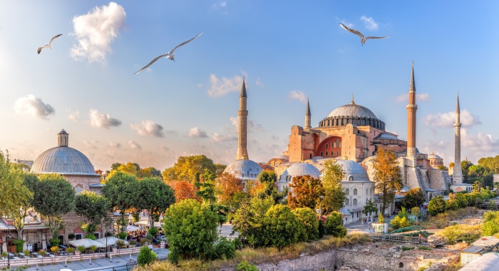 Вид на Собор Святой Софии в Стамбуле, Турция. \ Фото: cdn.nwmgroups.hu.