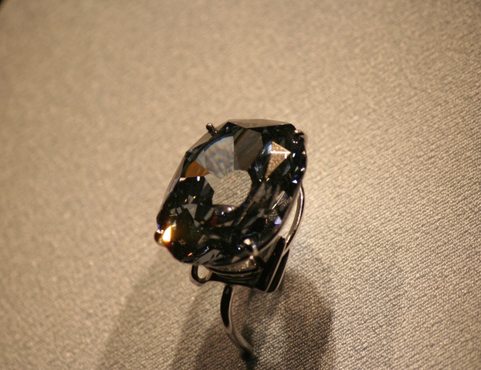 Одно из самых дорогих колец в мире. \ Фото: nammu.com.