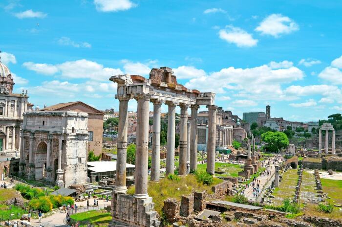Римские руины. \ Фото: airbnb.com.