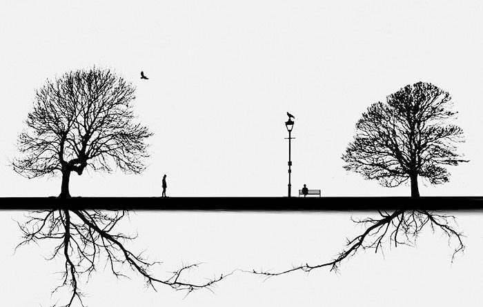 Одинокие фигуры. Автор: Hadi Malijani.