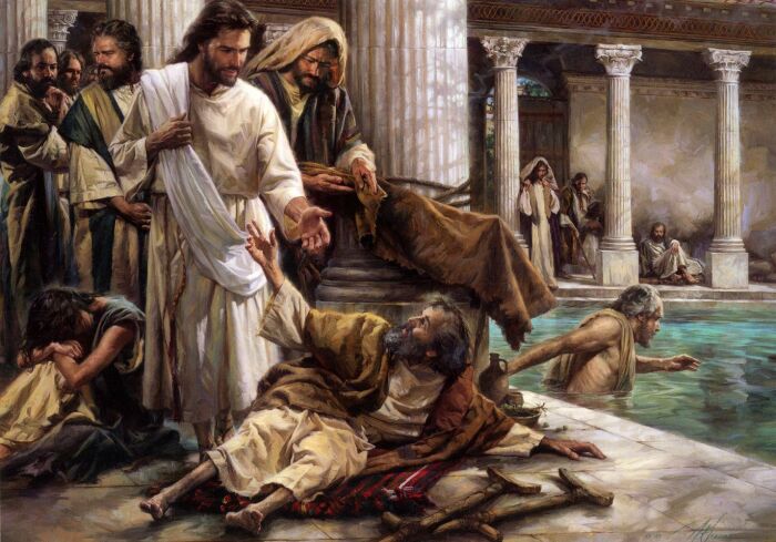 Иисус исцеляет людей. \ Фото: pinterest.com.