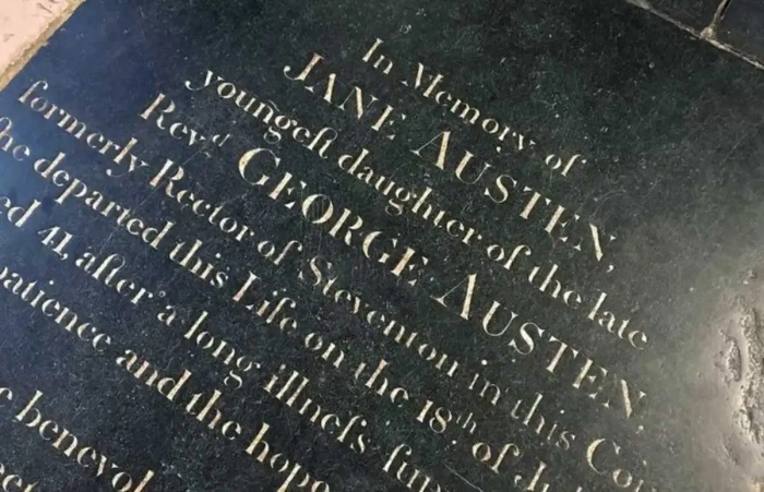 Могила Джейн Остин в Винчестерском соборе. \ Фото: bing.com.