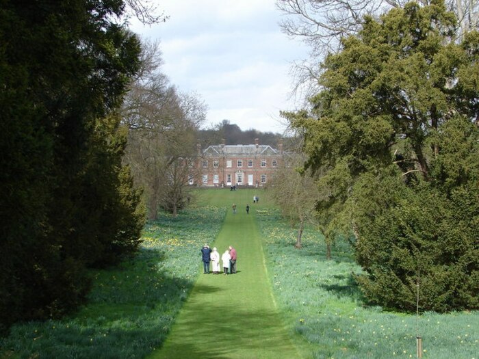 Джейн была постоянной гостьей в доме своего брата Эдварда, Годмершем-парке в Кенте, с 1798 по 1813 год. Считается, что дом оказал влияние на её работы. \ Фото: wikiimg.tojsiabtv.com.