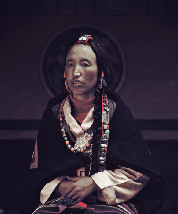 Женщина Королевства Мустанг. Автор фото Джимми Нельсон (Jimmy Nelson). 
