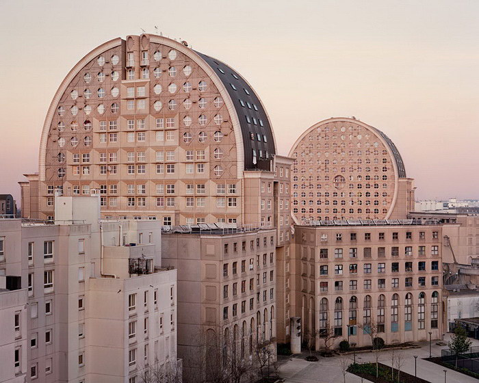 Жилые комплексы Парижа в фотографиях Лорена Кроненталь (Laurent Kronental).