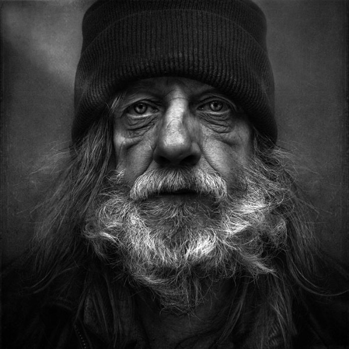 Портрет бездомного мужчины. Автор: Lee Jeffries.