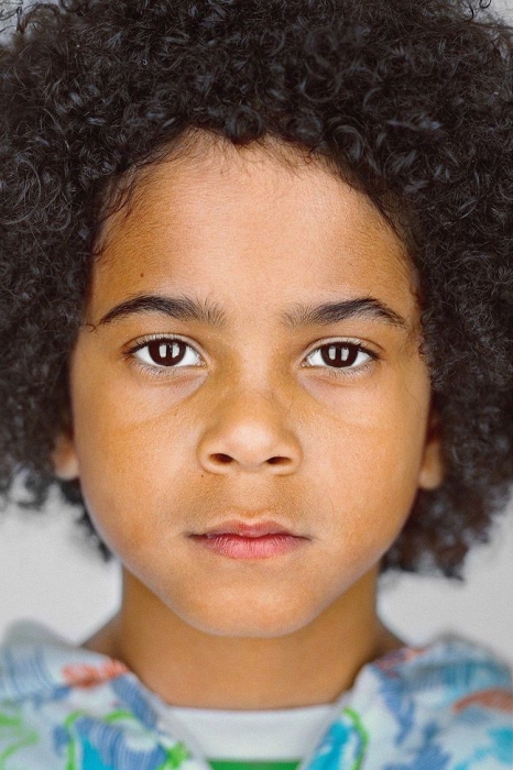 Йоэл Шак Батиста, 7 лет. Расово-национальная принадлежность: Чёрнокожая, мексиканка, афроамериканка. 