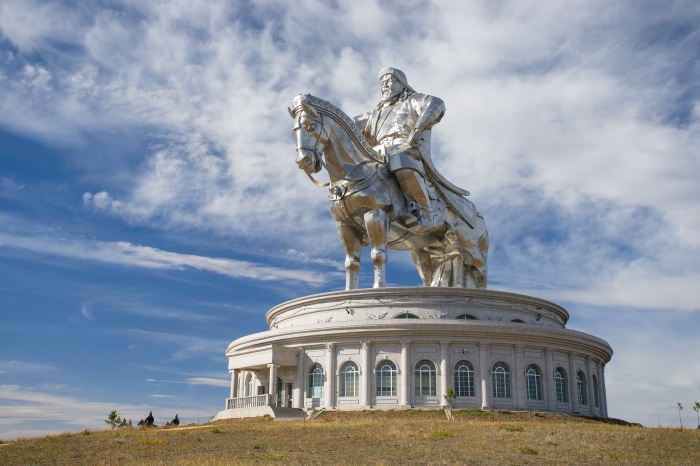 Статуя Чингисхана, Монголия. \ Фото: escapetomongolia.com.
