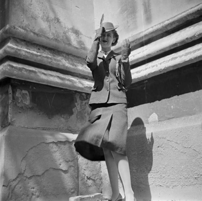 Фото для британского Vogue, 1942 год. Норман Паркинсон (Norman Parkinson) - мастер модной фотографии.