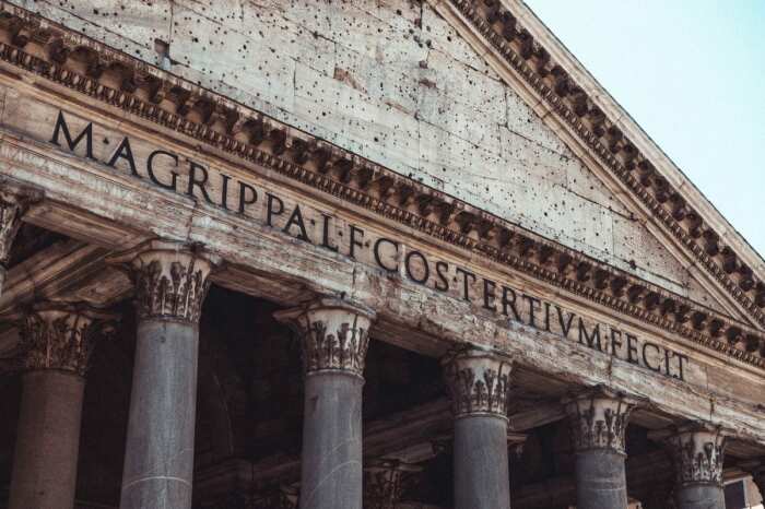 Пантеон Агриппы в Риме. Фотограф: Moritz Kindler. \ Фото: uxdesign.cc.
