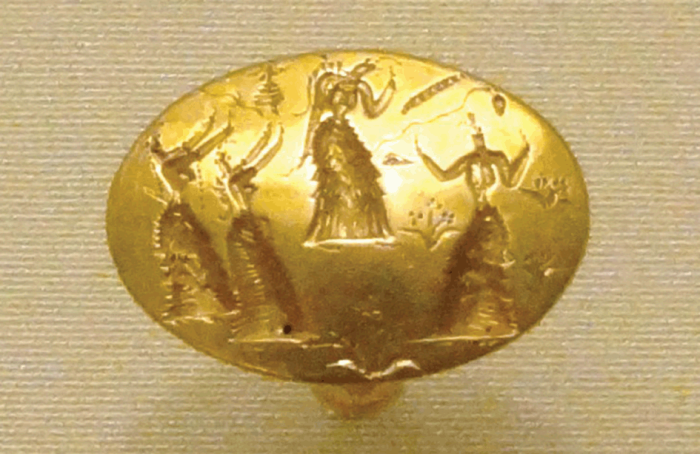 Золотое кольцо из гробницы Изопата, близ Кносса, Крит, 1400-1500 гг. до н.э. \ Фото: mobillegends.net.